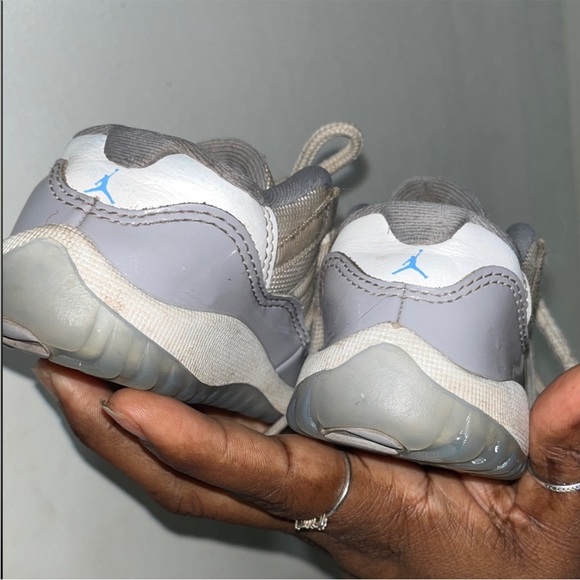 Jordan Kids' Gray and Light Blue Sneakers - Picture 3 of 5